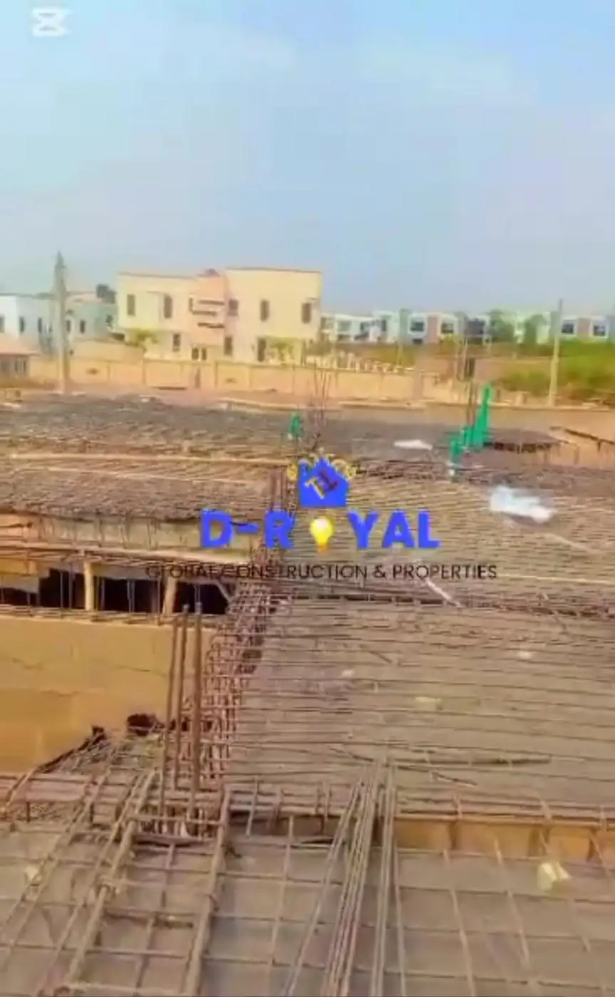 Slab layout across a multi-unit site